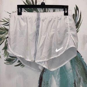 Nike Drifit White Medium Shorts